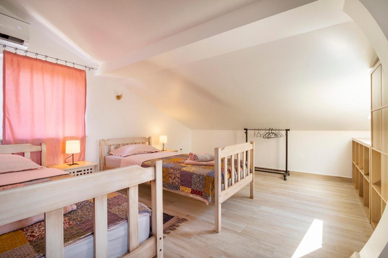 Apartmani Smokovo Jadranovo Luaran gambar